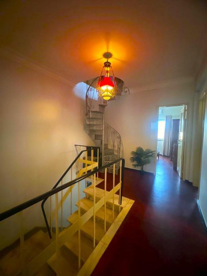 Lisabonna Guest House Amadora Eksteriør billede