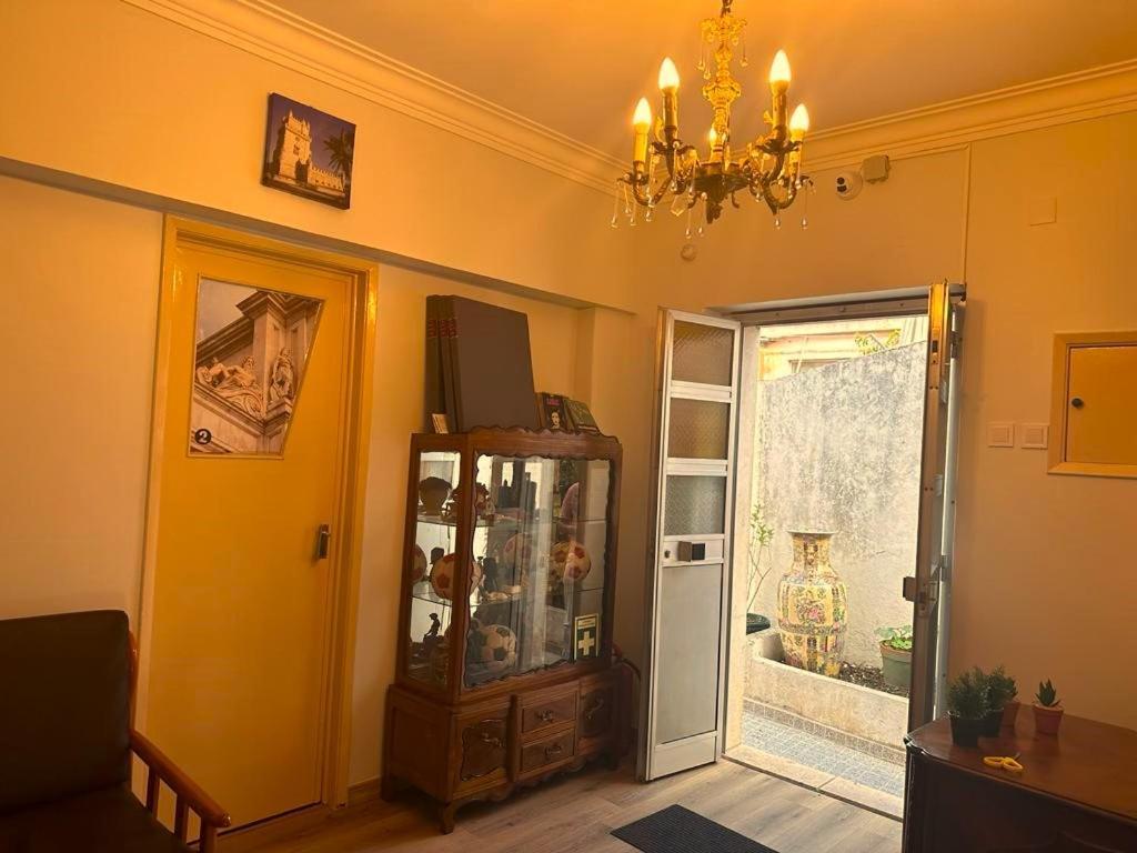 Lisabonna Guest House Amadora Eksteriør billede