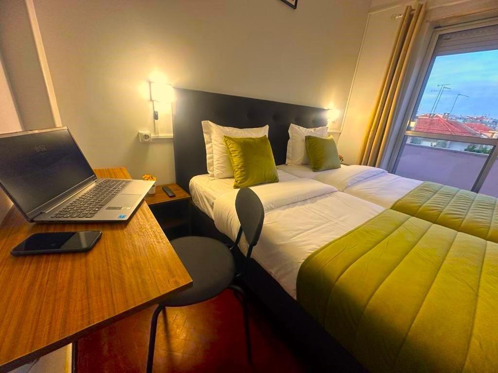 Lisabonna Guest House Amadora Eksteriør billede