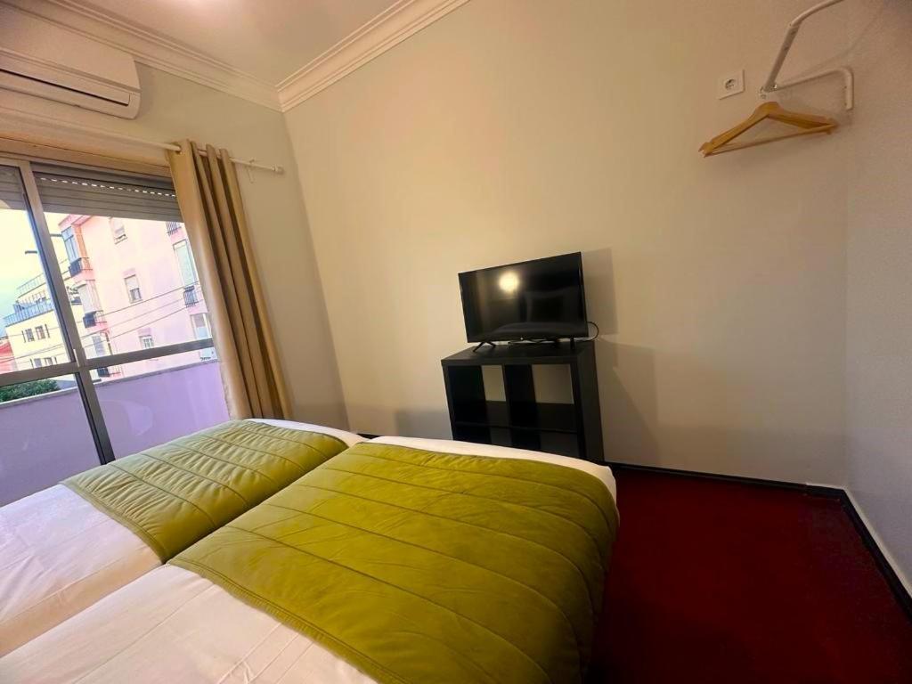 Lisabonna Guest House Amadora Eksteriør billede